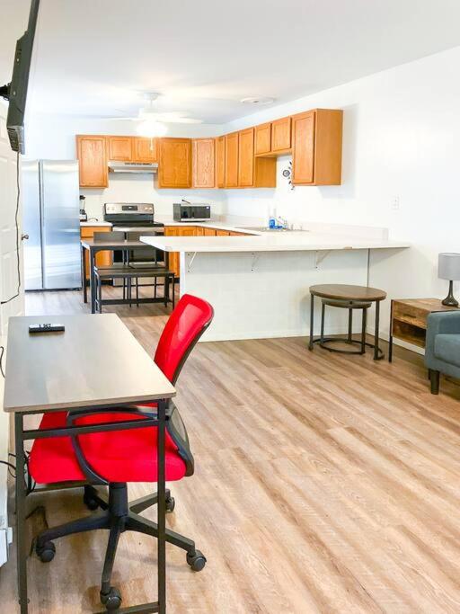 Cozy 2BR and 1BA in Macomb, IL