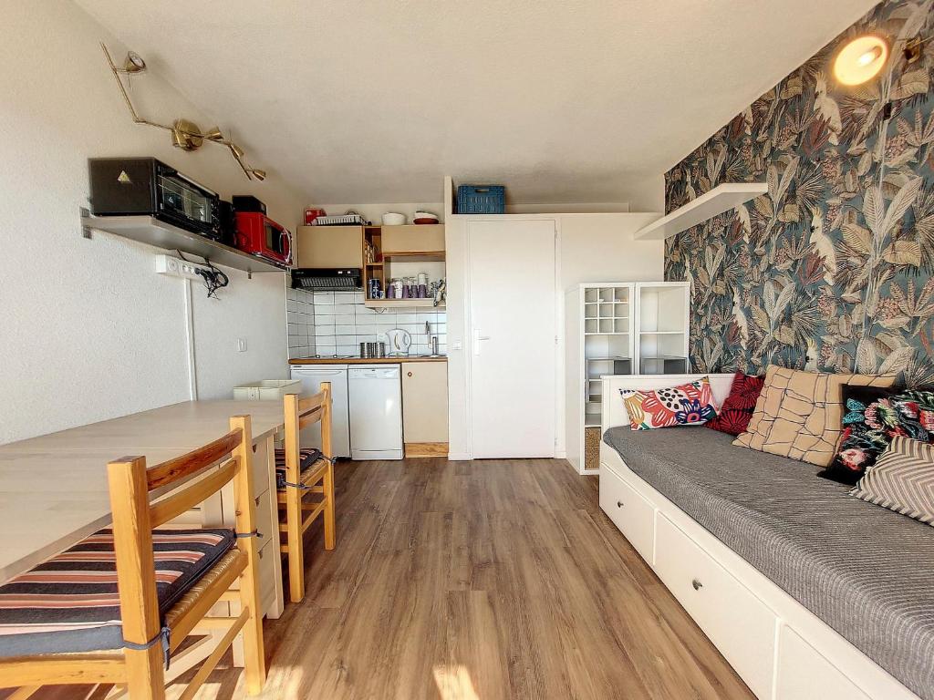 Studio rénové 4 pers, balcon sud, proche pistes - 4