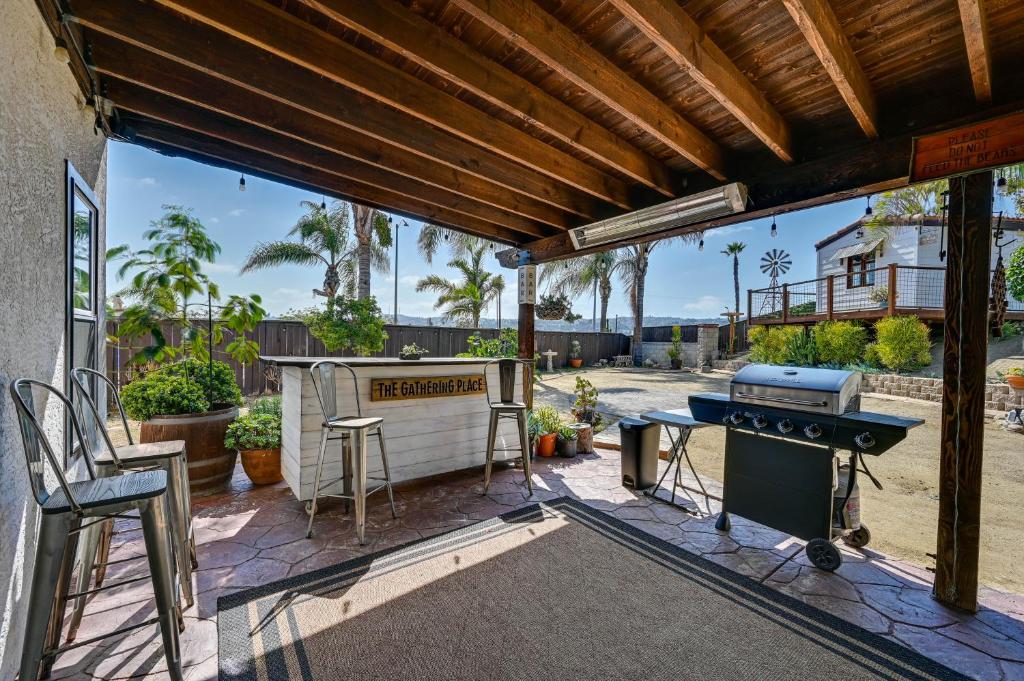 Spacious San Diego Home 17 Mi to Downtown!
