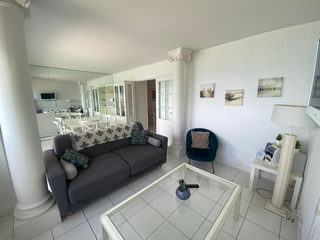 Appartement T3 en bord de mer avec balcon, WIFI et parking sécurisé - FR-1-374-23 - 4