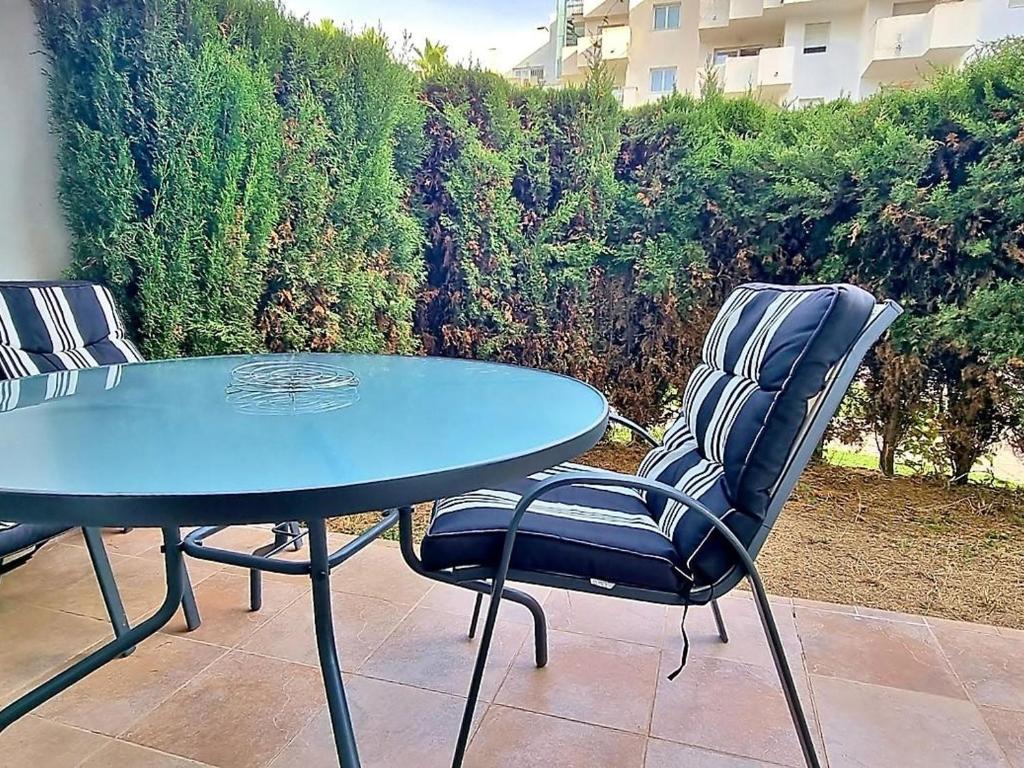 Moderno Bajo c/Terraza • Cerca Playa - ES-258-107 - 2