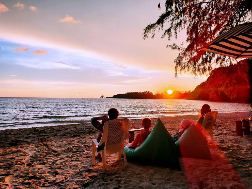 Koh Kood Neverland Beach Resort