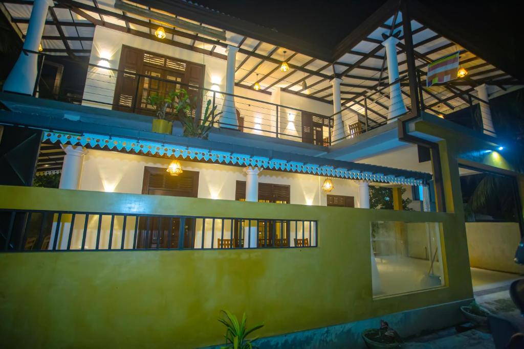 Kusumvillahabarduwa, Habaraduwa