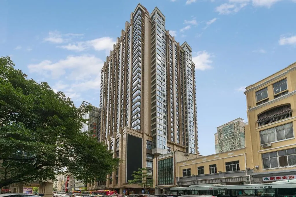 广州民间金融维福顿公寓 -广交会接驳巴士，位于广州的酒店