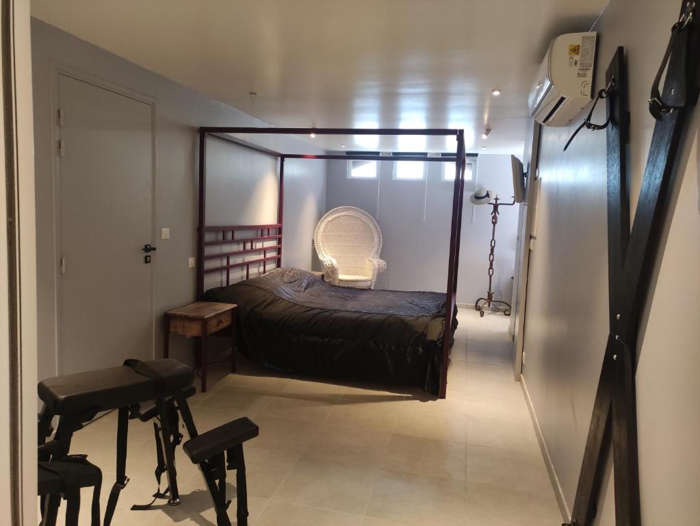 Chambre Secret Room, Riad 3 Couple only au village naturiste - 3