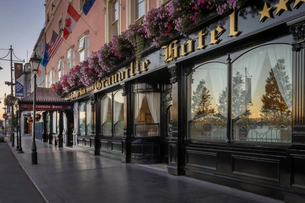 Granville Hotel, hotel v destinaci Waterford