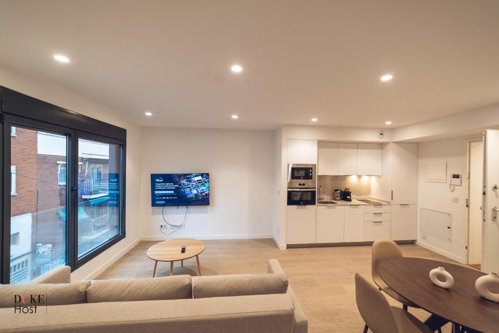 Castilla Luxury 1B Apartment, Мадрид