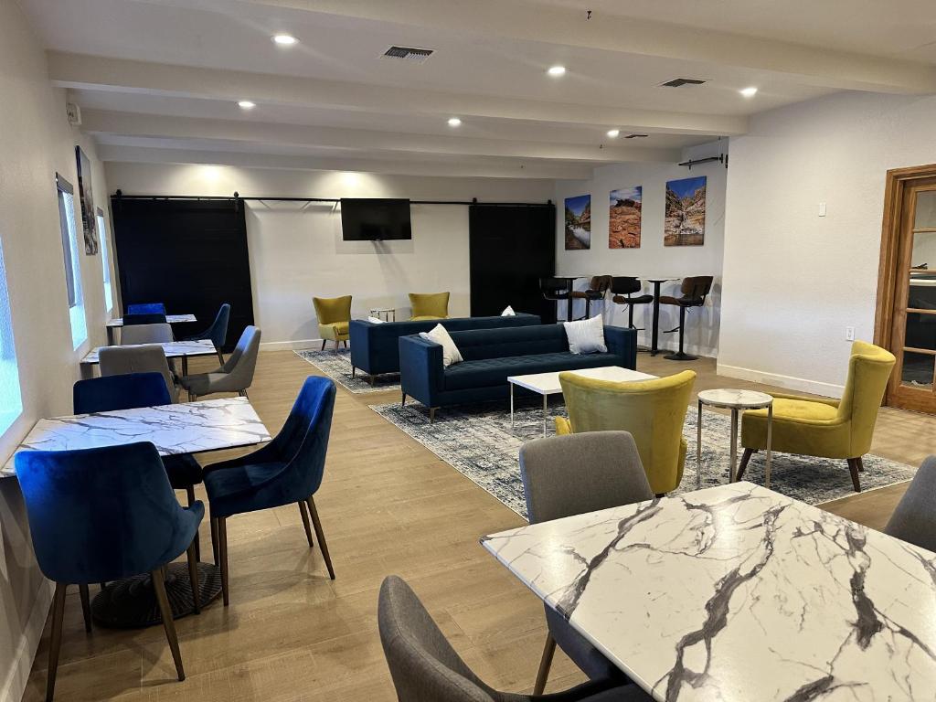 Clarion Pointe Winslow I-40, Winslow