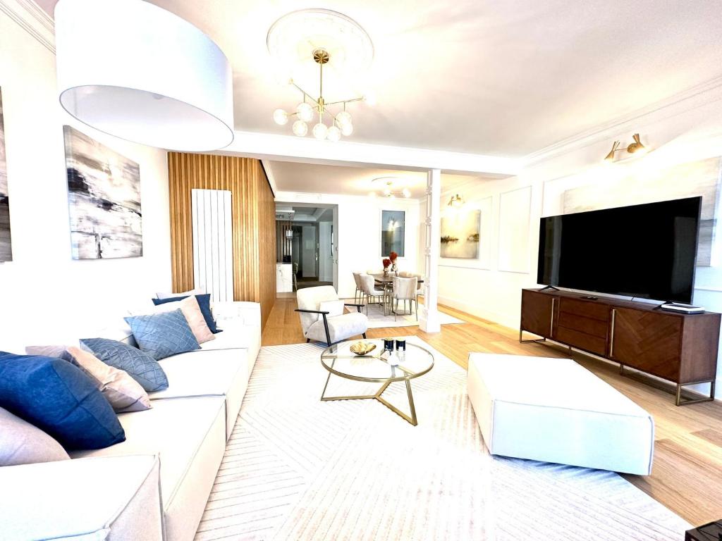 LUXURY FLAT ROX - 5