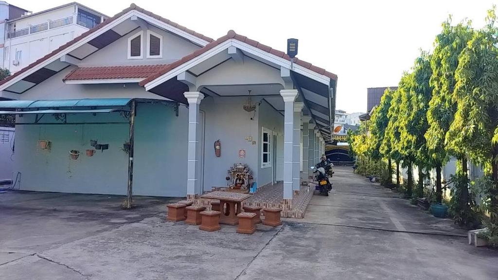 CS Apartment, Vientiane