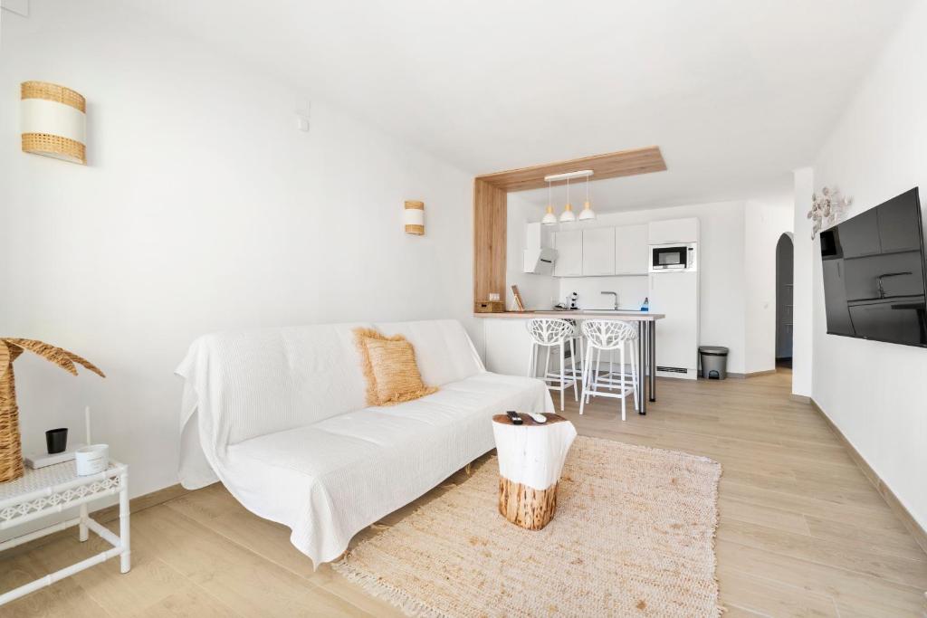 WELCS APARTAMENTO 101 EMP con vistas al Mar - 2