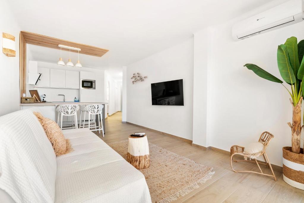 WELCS APARTAMENTO 101 EMP con vistas al Mar - 4