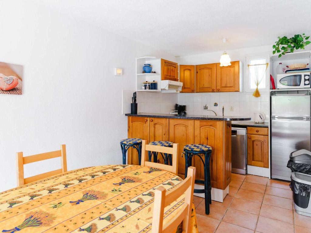 Pavillon 4P, 6 couchages, proche plage, avec WIFI et grande terrasse - Gruissan - FR-1-409-18 - 4