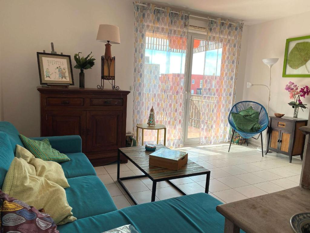 Appartement T2 avec terrasse, parking et WIFI - FR-1-553-203 - 3