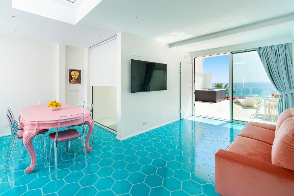 Peppina Terrace - 2