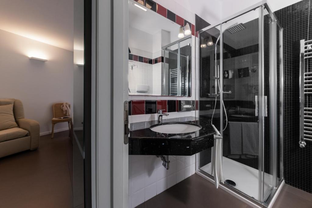 Rada Siri — Hotel rooms in Montepaone Lido, Calabria
