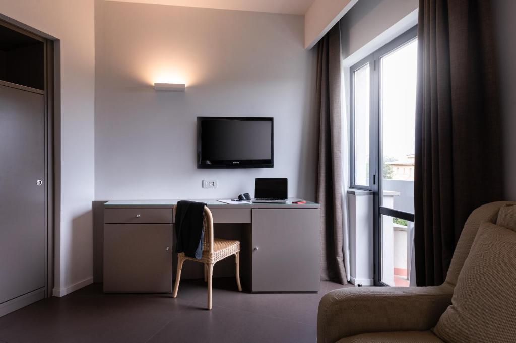 Rada Siri — Hotel rooms in Montepaone Lido, Calabria