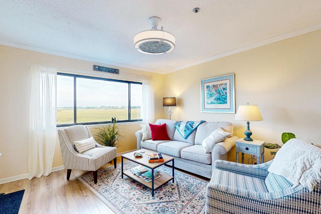 Marsh View Villas 129 - 30 Day Rental, Folly Beach