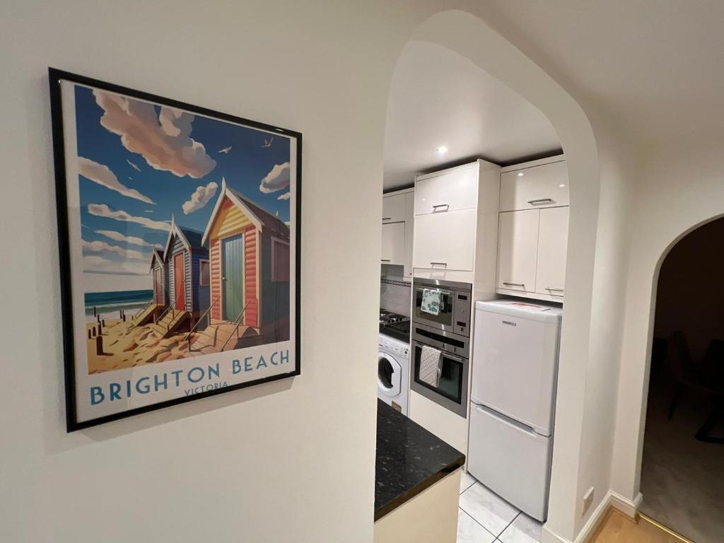 Serene Ocean Side Apartment, Brighton photo 7