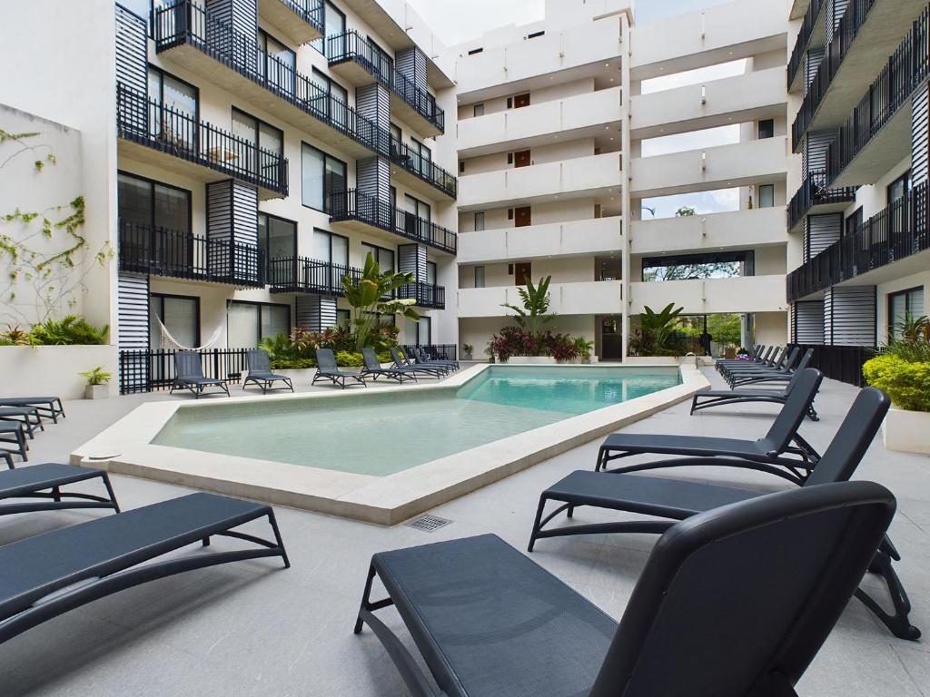 Spacious and centrally apartment a few streets from the beach By Yeah, Playa del Carmen