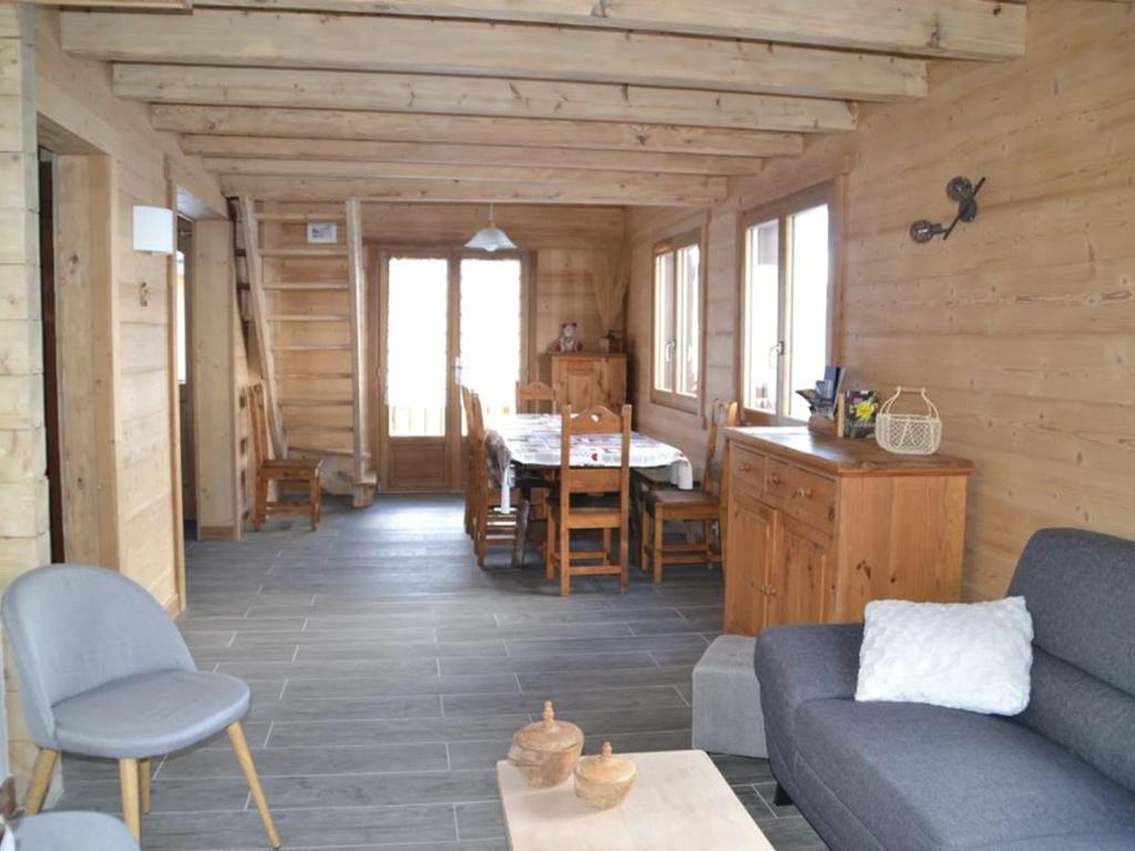 Beau chalet 10 pers. à 20m des pistes, parking privé - FR-1-467-65 - 1