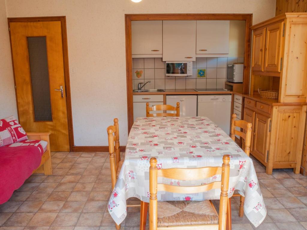 Appartement cosy 6 pers. avec parking au cœur du Grand-Bornand - FR-1-467-94 - 3