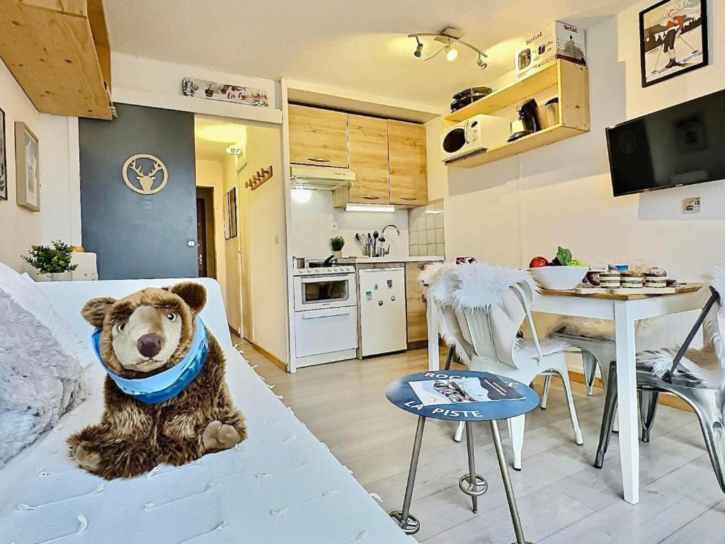 Studio cabine avec balcon Sud à 5 min des pistes, wifi inclus - FR-1-411-905 - 3
