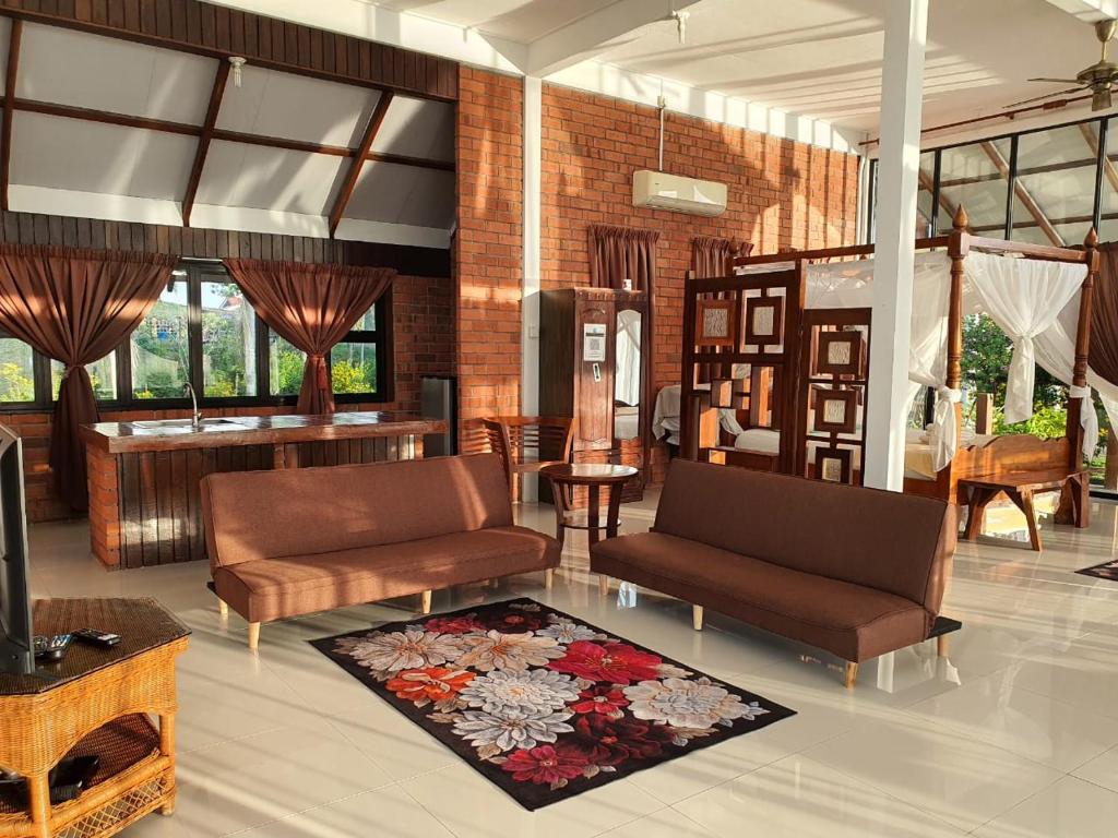 Homestay ALA Riverview Lodge Kota Bharu