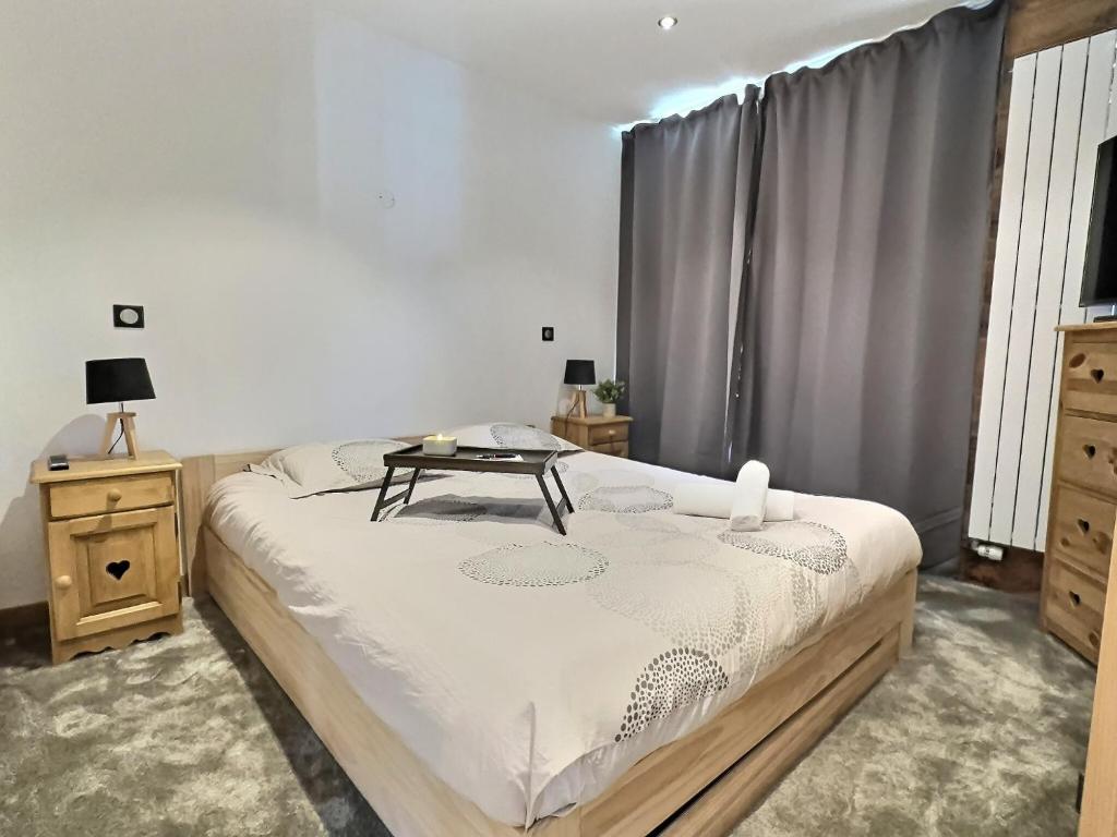 Appartement 6 personnes avec Parking Couvert - 1 chambre - 4 lits - Netflix & wifi haut débit - 3