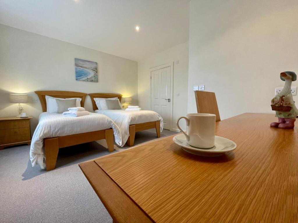 Cosy room with golf & the beach on your doorstep!, Mawgan Porth