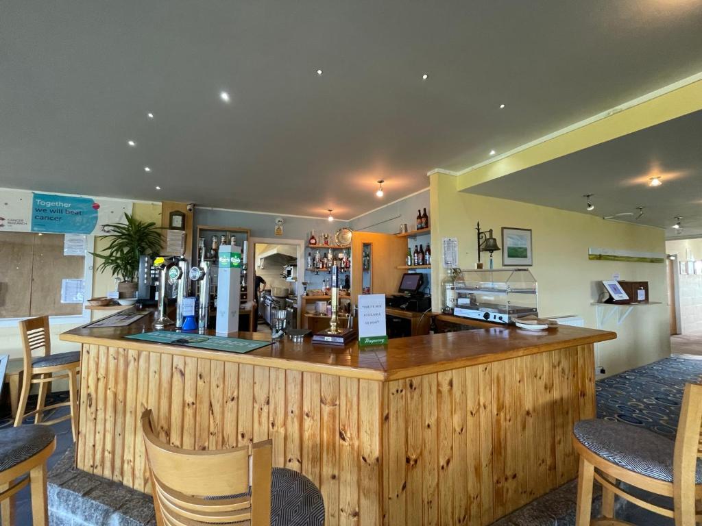 Cosy Room near Newquay (Golf & Beach) photo 7