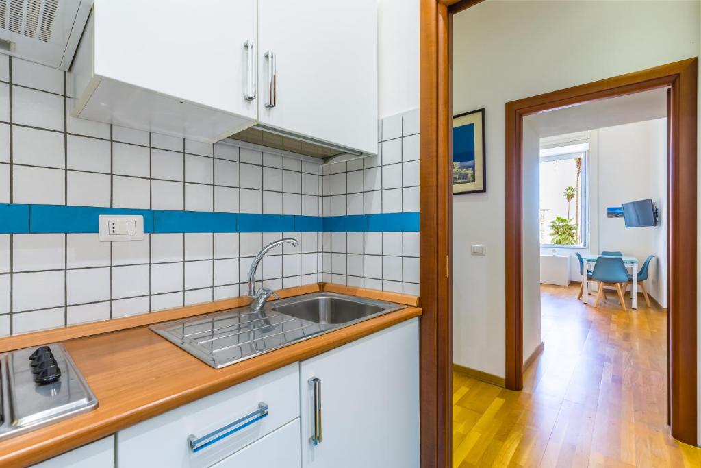 San Luigi cozy flat - private parking - 2