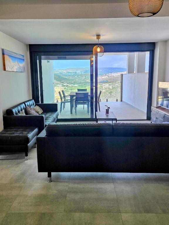 New build Blue sunset Duquesa large 2 bed apt, Manilva