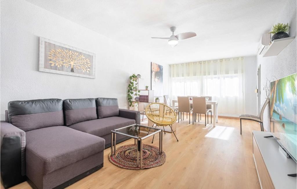 Stunning Apartment In El Campello With Wifi - 1