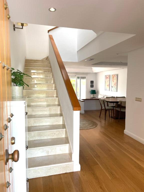 FANTASTIQUE MAISON DE VILLE A COSTALITA - 2