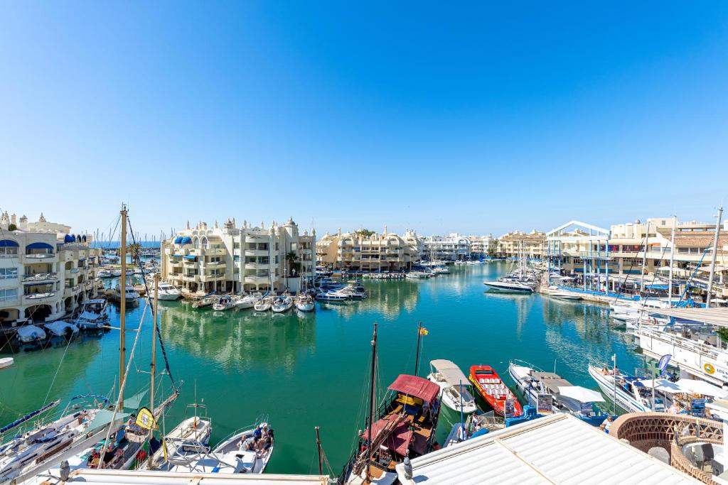 Holiday rental apartment Puerto Marina Benalmádena SEA VIEW - 1 minuto de la playa VISTA al MAR - 5