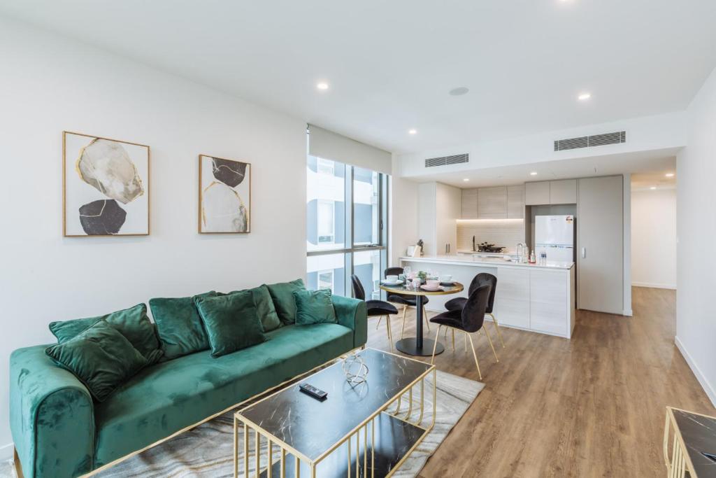 2B Appt with City View, Brisbane