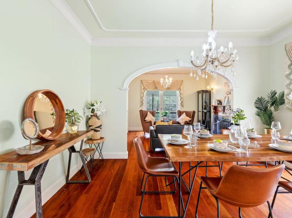 Casa Foresta - Old time charm 4BR Family House
