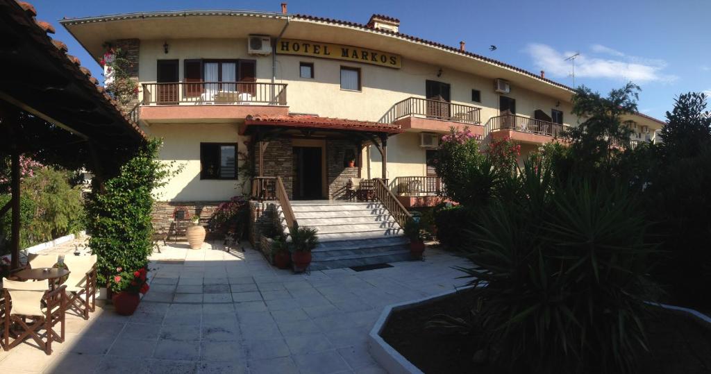 Hotel Markos photo