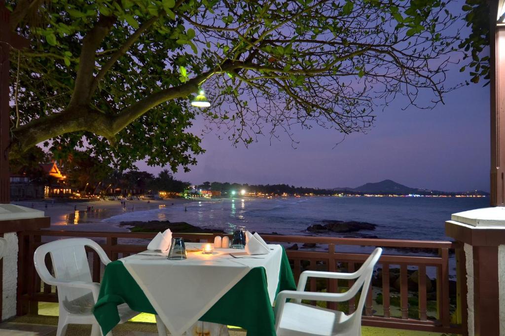 First Bungalow Beach Resort