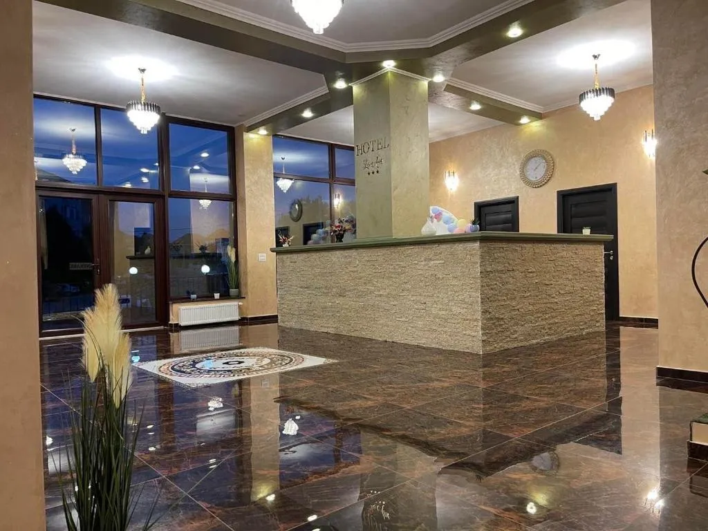 Hotel La Ane, hotel v destinaci Babadau
