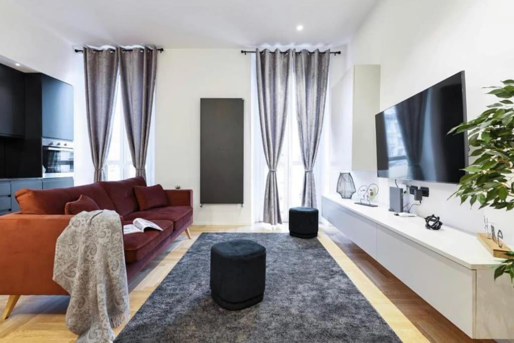 [Lusso @Milano Centro] unità con 2 camere da letto - 2