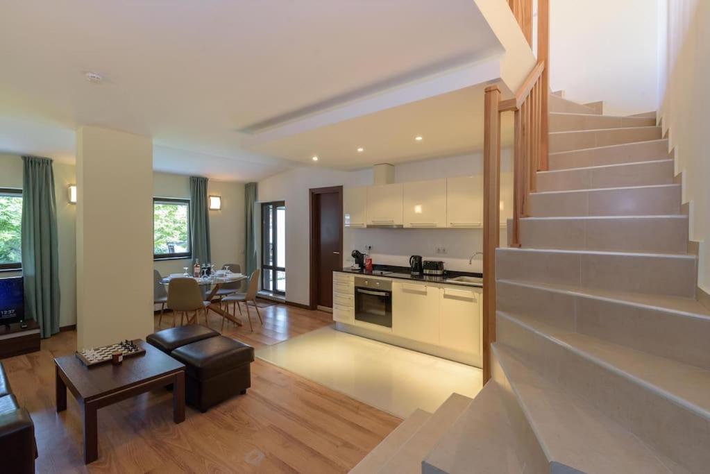 Pirin Peaks Apartment, Razlog