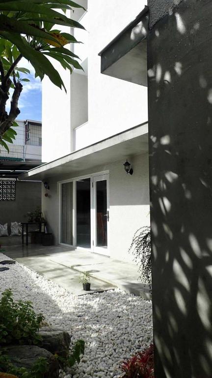 Shusia Inn