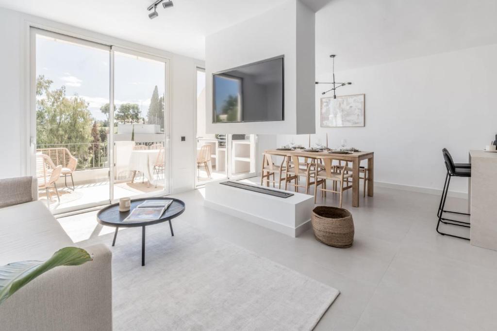 Duplex Renovated Luxury 3BED Apartment in Aloha Marbella - 3