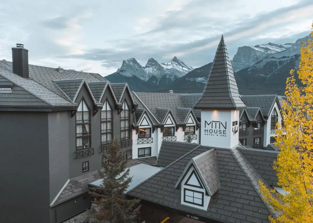 MTN House By Basecamp, hotel in Canmore