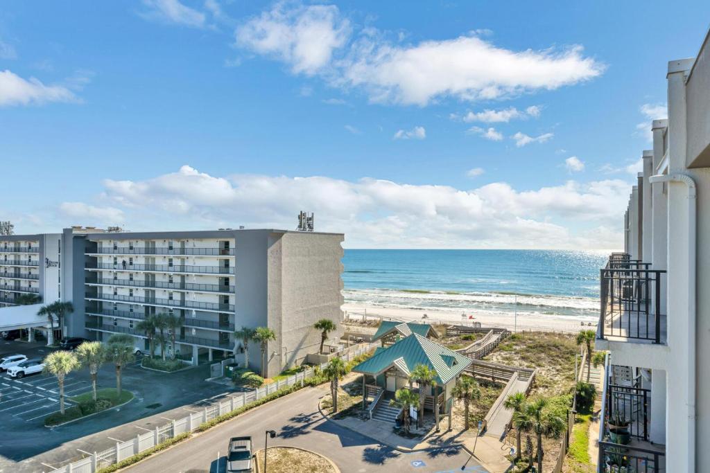 Emerald Isle 706 - Okaloosa Island with partial Gulf View, Fort Walton Beach
