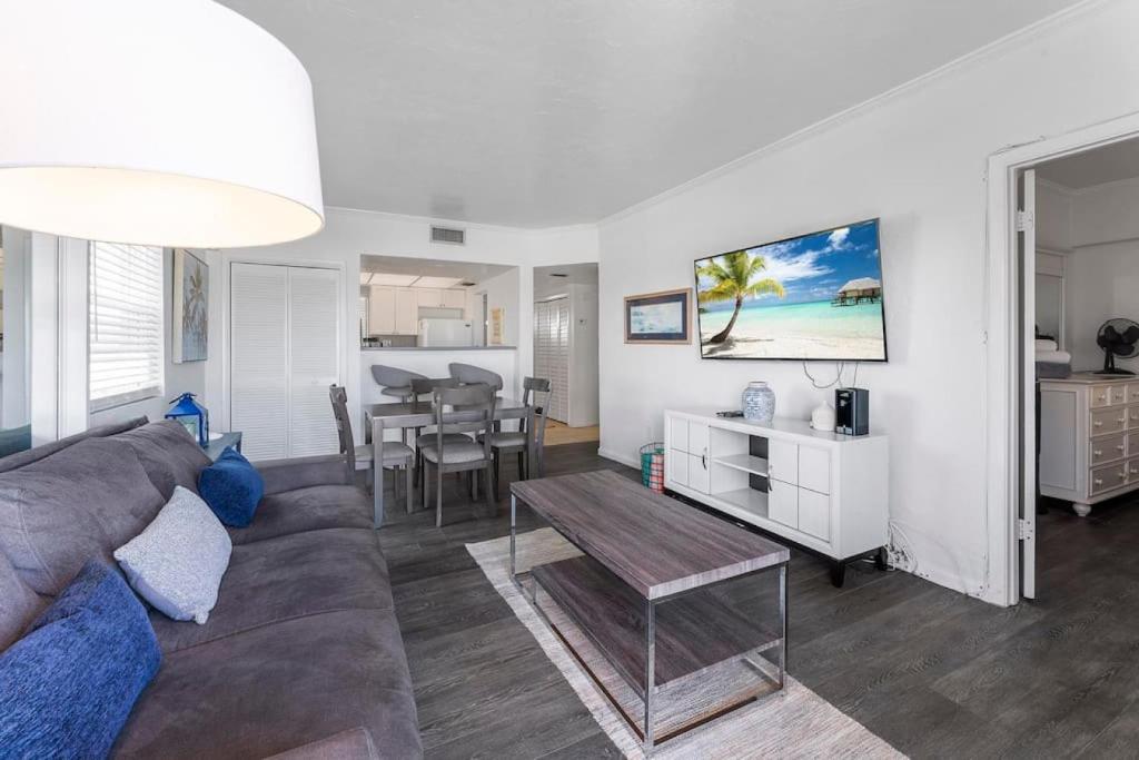 Sandpiper Oceanfront 5F, Jacksonville Beach