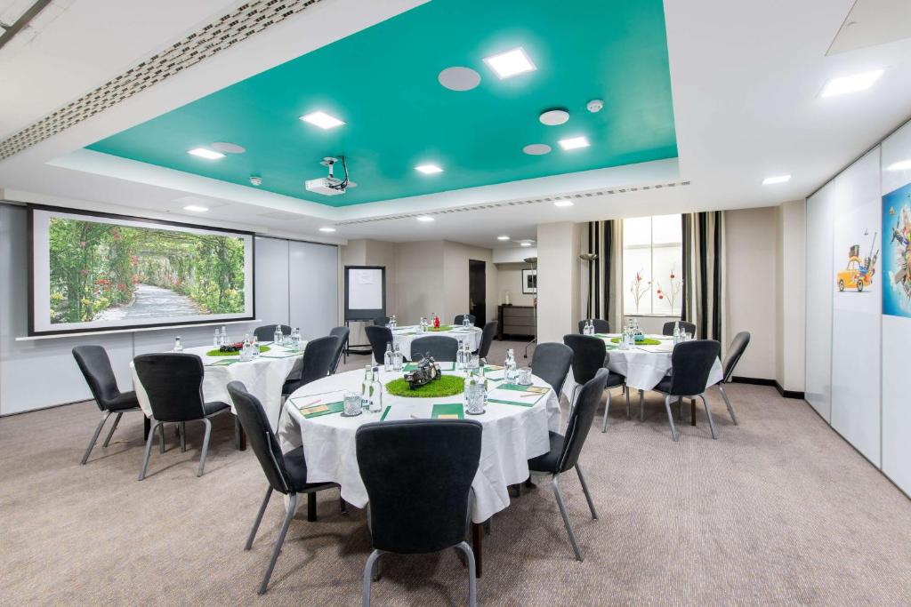 London DoubleTree by Hilton London Kensington Additional