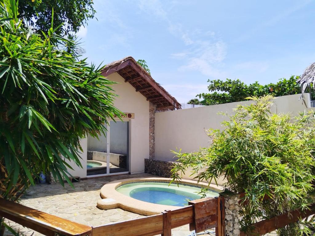 Tepanee Beach Resort